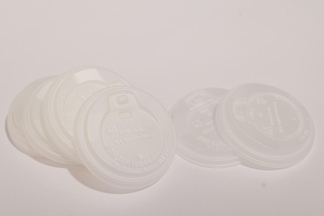 CPLA 90mm Disposable Flip-Top Natural Color Cup Lid